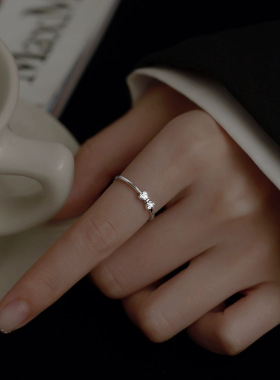 带钻蝴蝶结戒指女2023年新款潮小众设计轻奢感ins食指指环