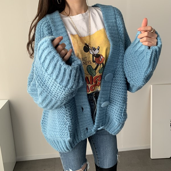 现  气质大纽扣落肩宽松粗棒针织毛衣厚实外套 2色