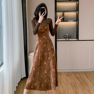 实拍大货已出 复古丝绒连衣裙内搭吊带裙毛衣两件套 2025秋冬法式