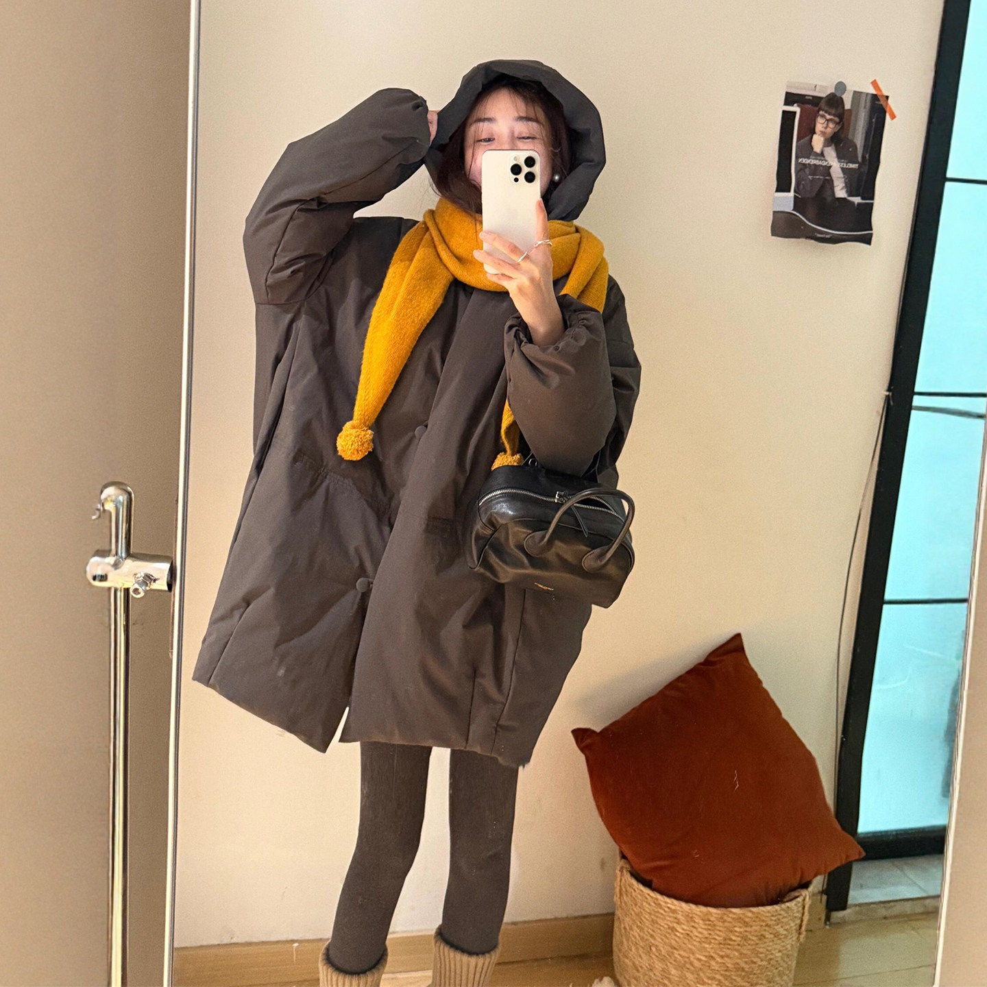 欧洲站加厚羽绒服女2025巨好看的冬季新款2026年爆款小个子面包服