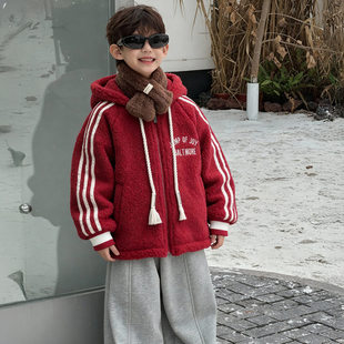 欧洲站男童加绒厚外套秋冬款2025新款儿童装冬季夹棉羊羔毛毛衣红