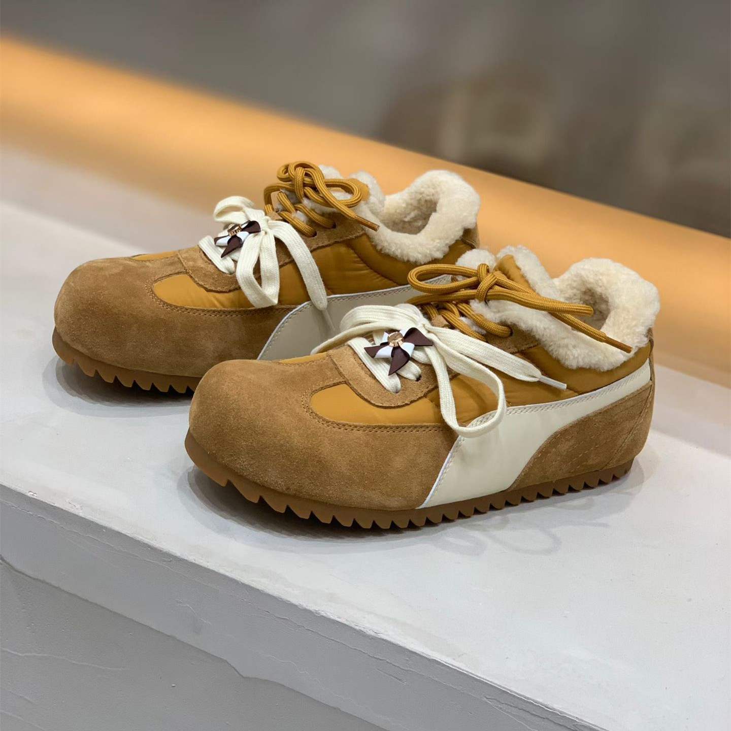 欧洲站2025秋冬新款加绒德训鞋女