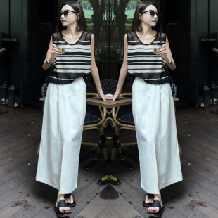 女 百搭宽松休闲慵懒老钱风条纹上衣半身裙套装 2025年早秋新款 时尚
