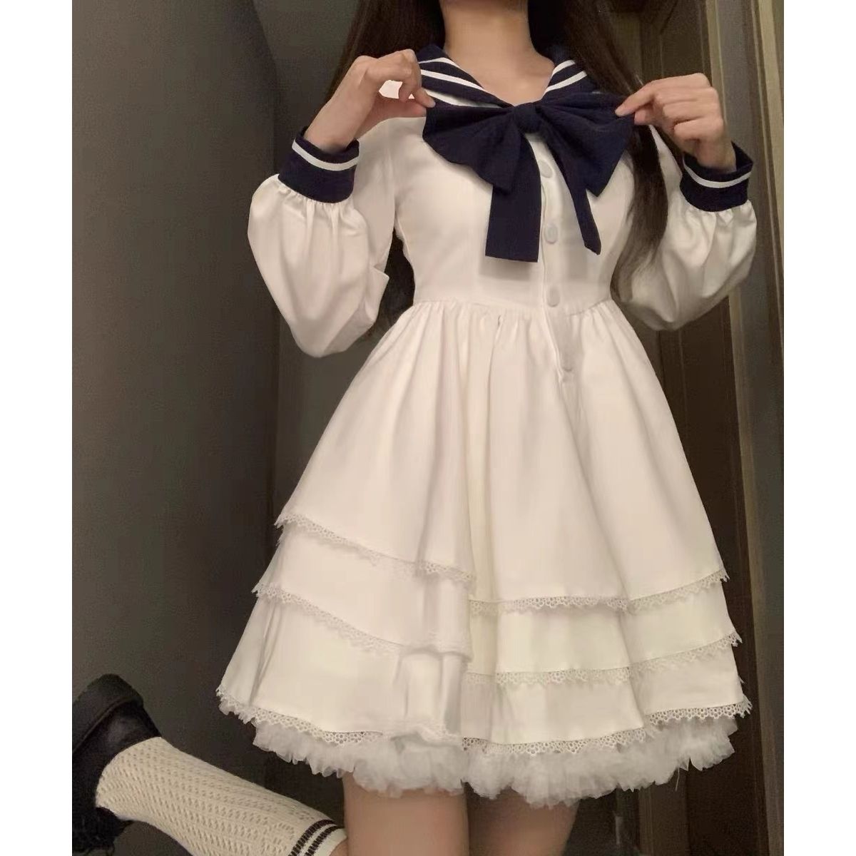 初秋长袖连衣裙少女jk日系学院风小个子显瘦甜辣海军领白色蓬蓬裙