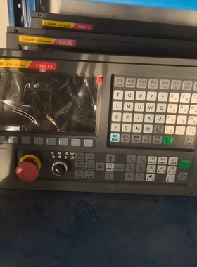 议价 广泰数控系统GUNT-130iTa，成色如图，轻微使用痕迹。