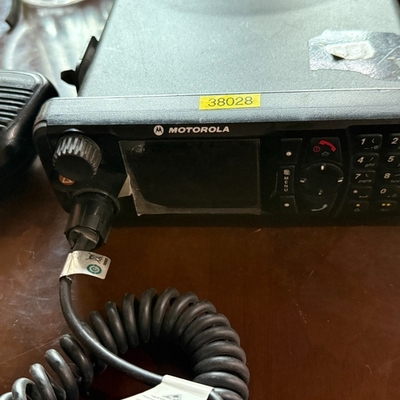 议价 摩托罗拉MTM800E车载台 功能正常 成色还可以 带手咪