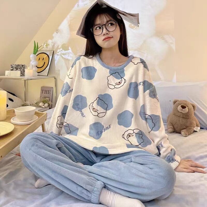 法兰绒睡衣女秋冬季2024年新款珊瑚绒圆领长袖保暖套装加厚家居服