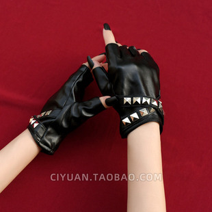 Lolita原宿朋克哥特蒸汽铆钉露指皮手套手腕配饰骑行手袖 亚比cos