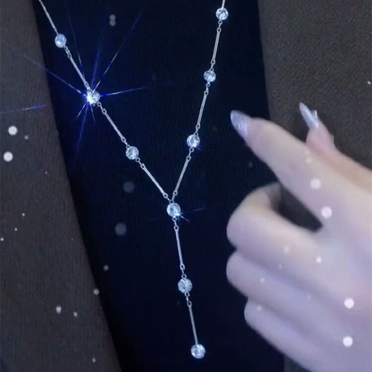 星光璀璨气质毛衣链2025年新款潮女配饰个性设计感轻奢Y字项链闪