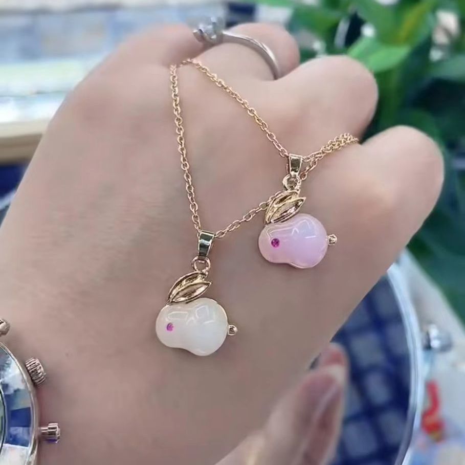 钛钢金色小兔子项链女友礼物饰品