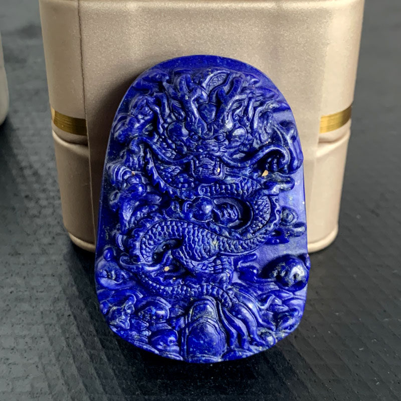天然青金石雕刻青龙方牌吊坠
