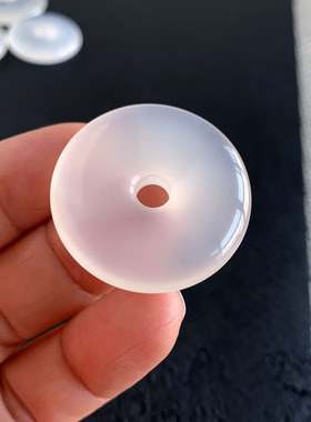 天然白玛瑙平安扣吊坠