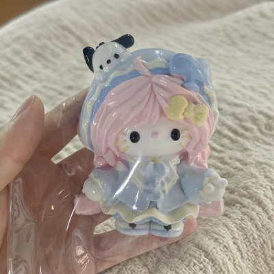 KT丑鱼肿眼泡泡鱼捏捏乐治愈玩具桌面摆件搞怪生日礼物 奶油泥感