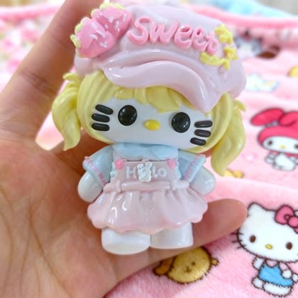 草莓牛奶kt可爱卡通HelloKitty创意设计新年礼物