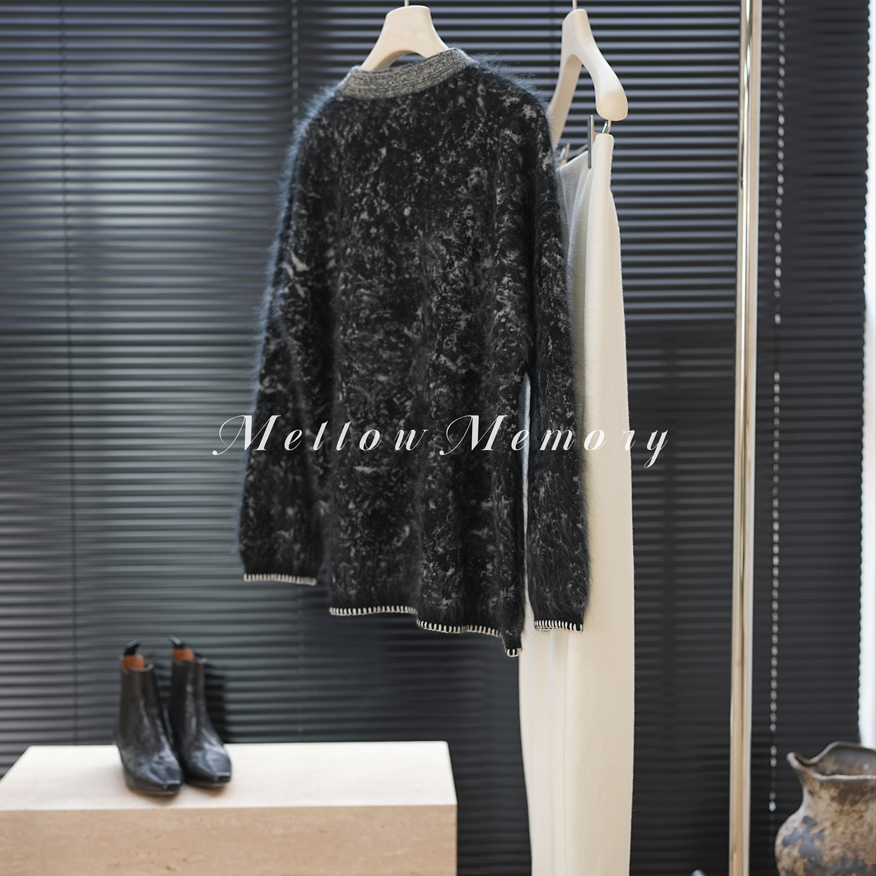 100%山羊绒拉绒工艺圆领宽松上衣