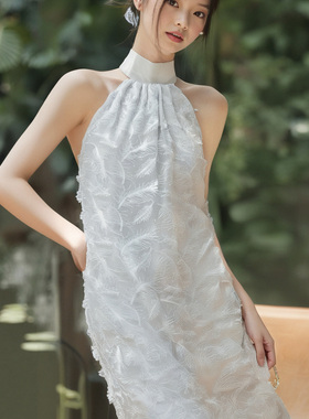 LASS LIZ原创设计师店2025夏季新款白色优雅礼服裙挂脖露背长裙
