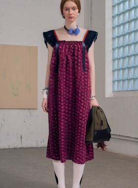 LASS LIZ原创设计2025夏季新款法式复古红色吊带连衣裙度假风显瘦