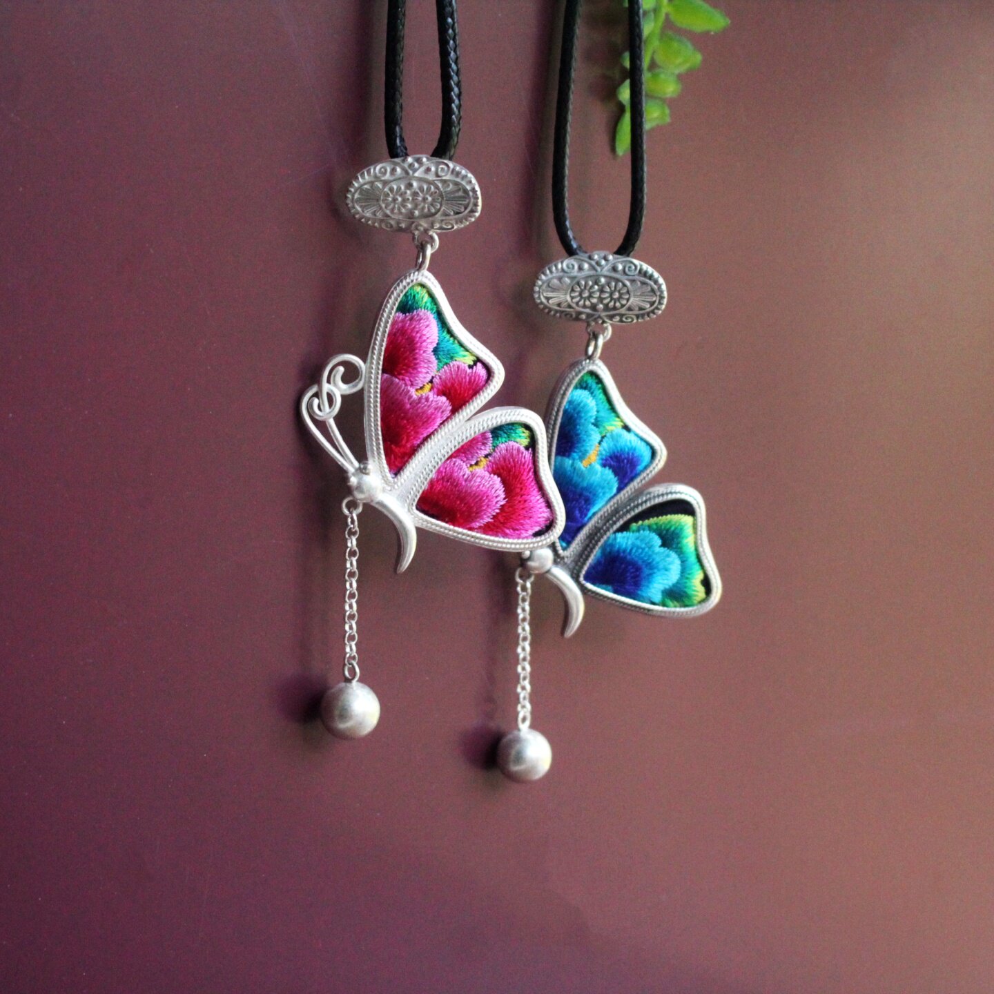 民族风项链女复古老苗银蝴蝶刺绣吊坠百搭简约棉麻配饰长款毛衣链