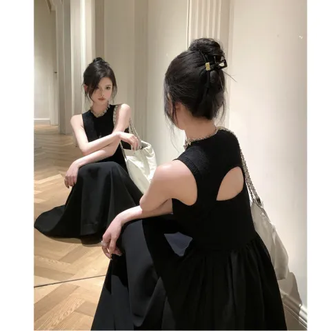 长裙子复古连衣裙小众女设计感夏季黑色无袖背心赫本露背气质法式