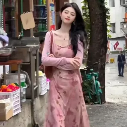 高级感连衣裙收腰两件套碎花女开衫早秋2024法式吊带气质显瘦新款