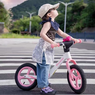 凤凰儿童平衡车无脚踏1—3 6岁宝宝滑行车滑步车幼儿小孩12自行车