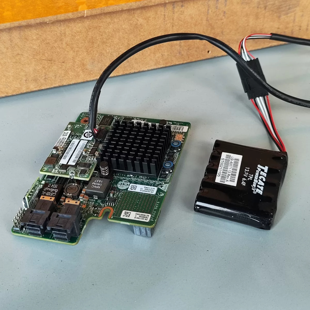 华为 RH1288 2288H V3 V5 LSI3108 SR430C 02310UUB BC61ESMQ