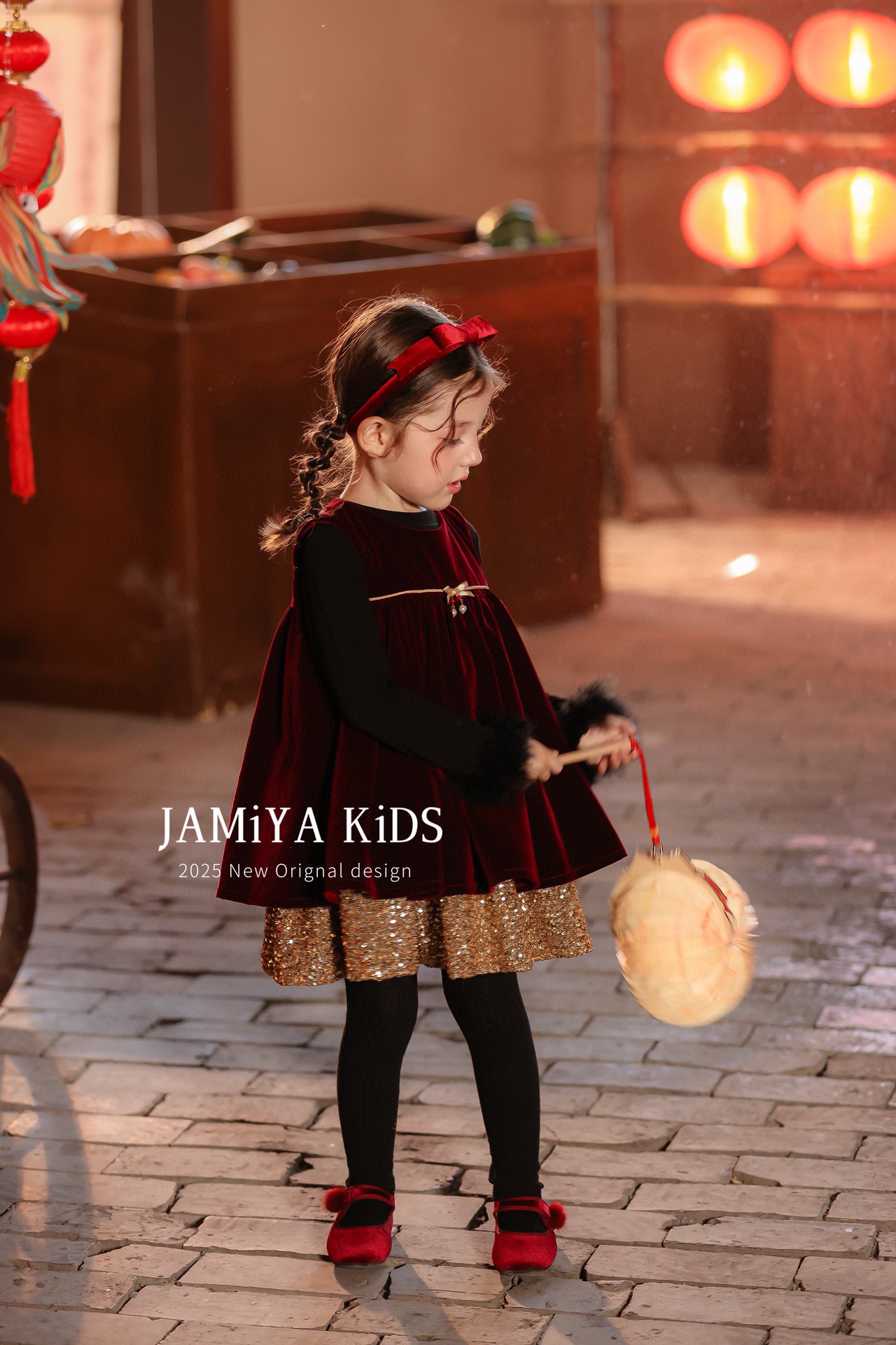 Jamiya女童连衣裙2025秋冬新款儿童新中式国风丝绒背心裙拜年服