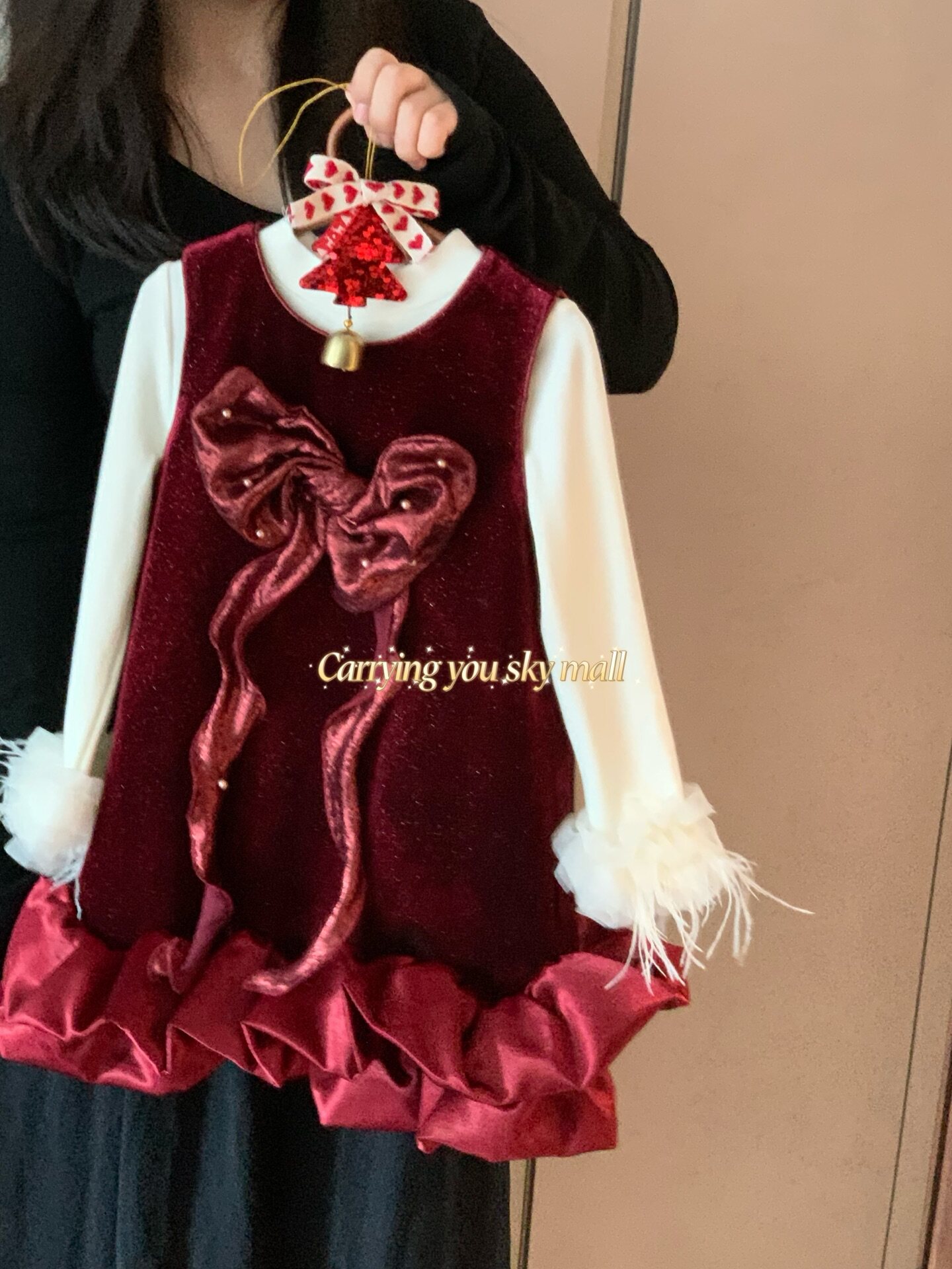 天空之城女童连衣裙26秋冬儿童洋气女孩礼服裙蝴蝶结丝绒背心裙