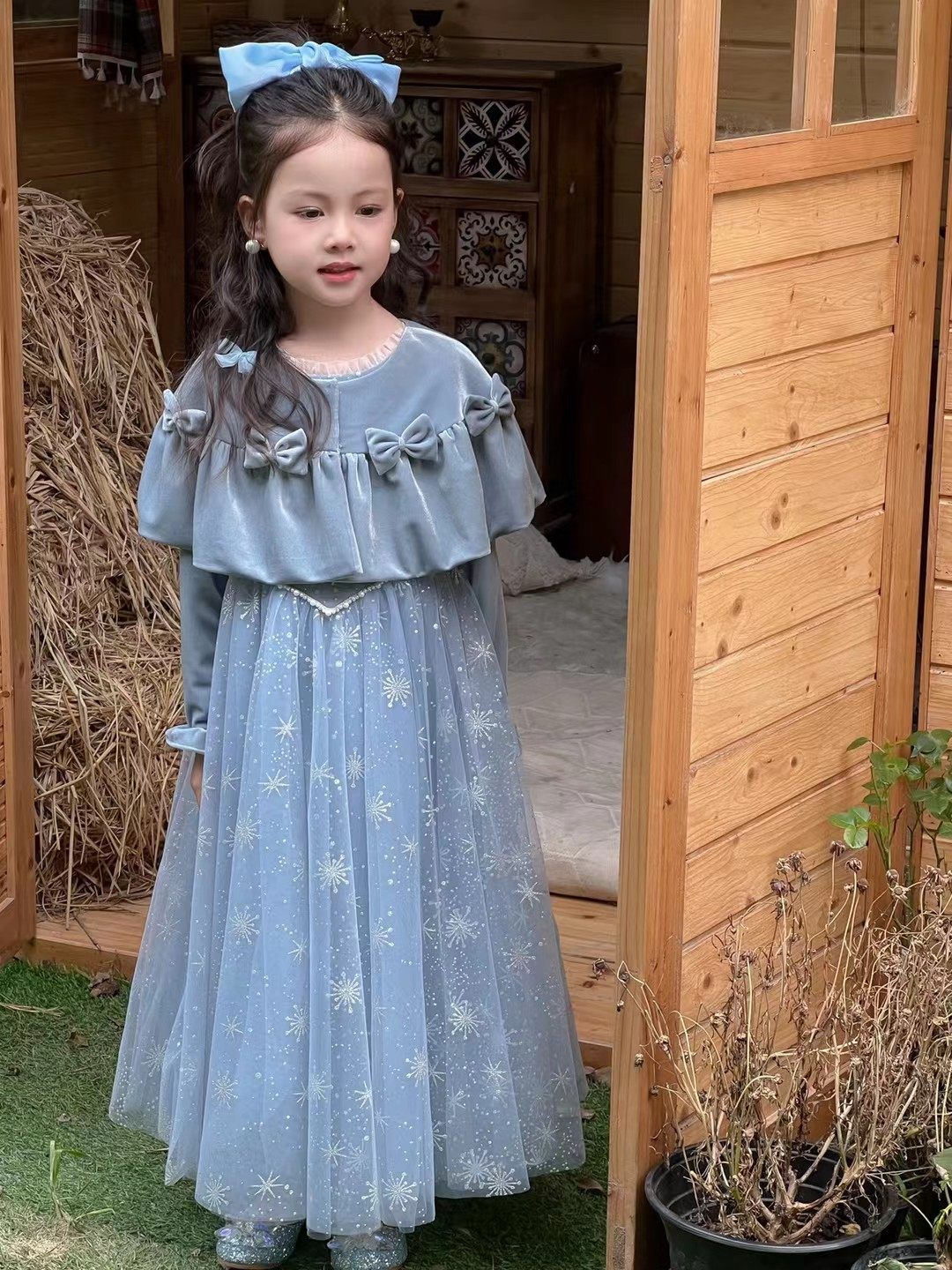 女童连衣裙2025秋冬款儿童洋气时髦公主裙生日礼服冰雪奇缘送披肩
