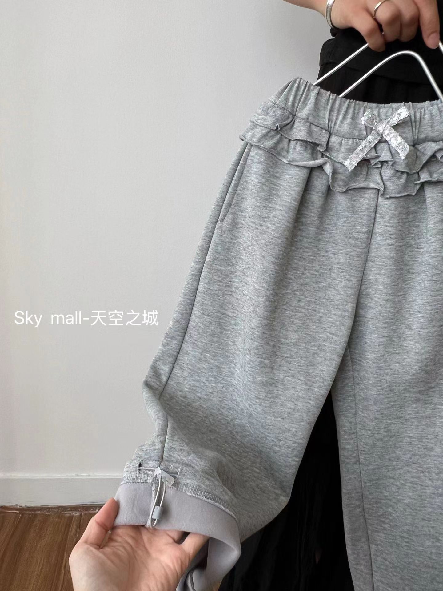 天空之城实体正版女童裤子2026秋冬新款儿童洋气花边卫裤休闲裤