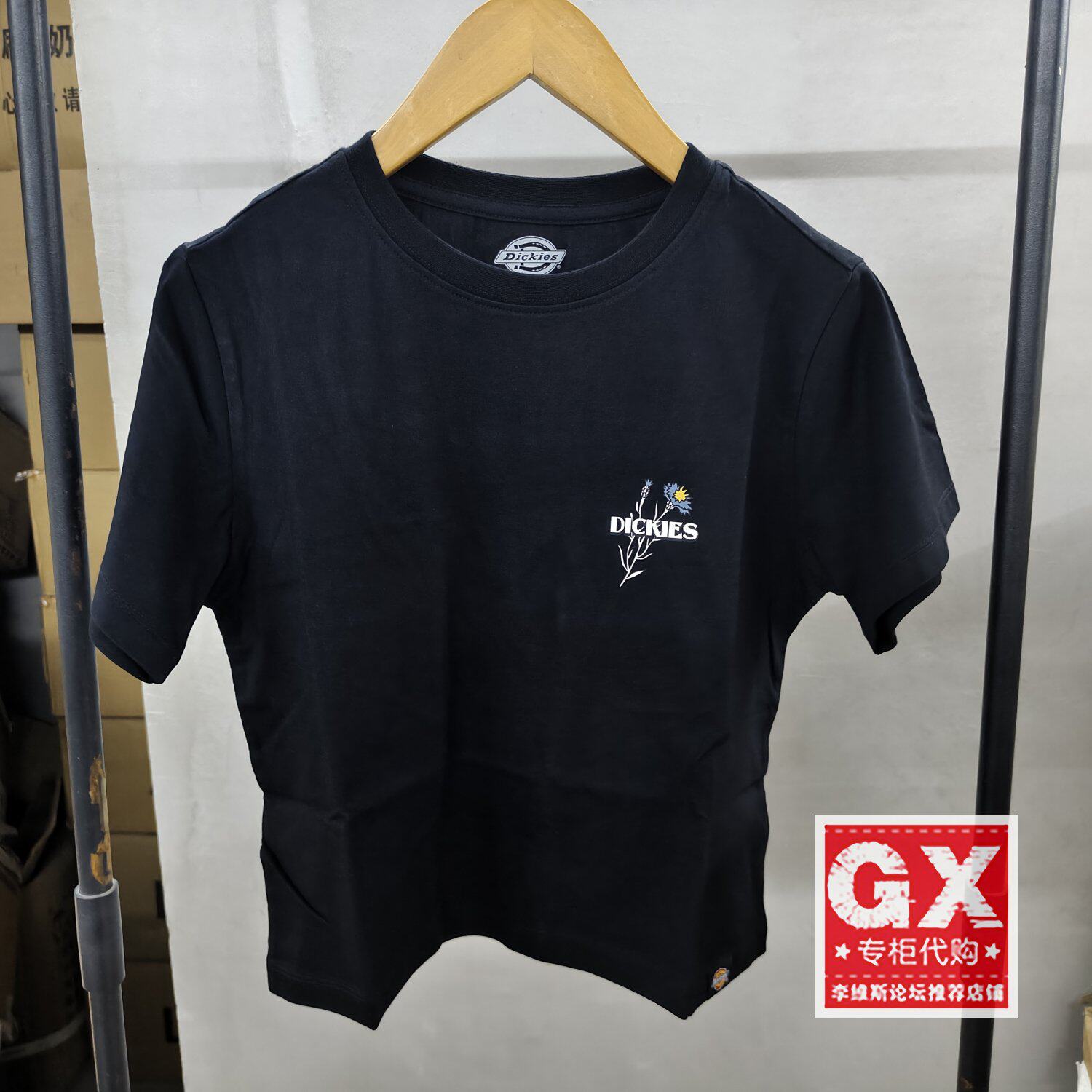 Dickies黑色纯棉圆领夏季女士休闲短款时尚短袖T恤DK013069BLK1