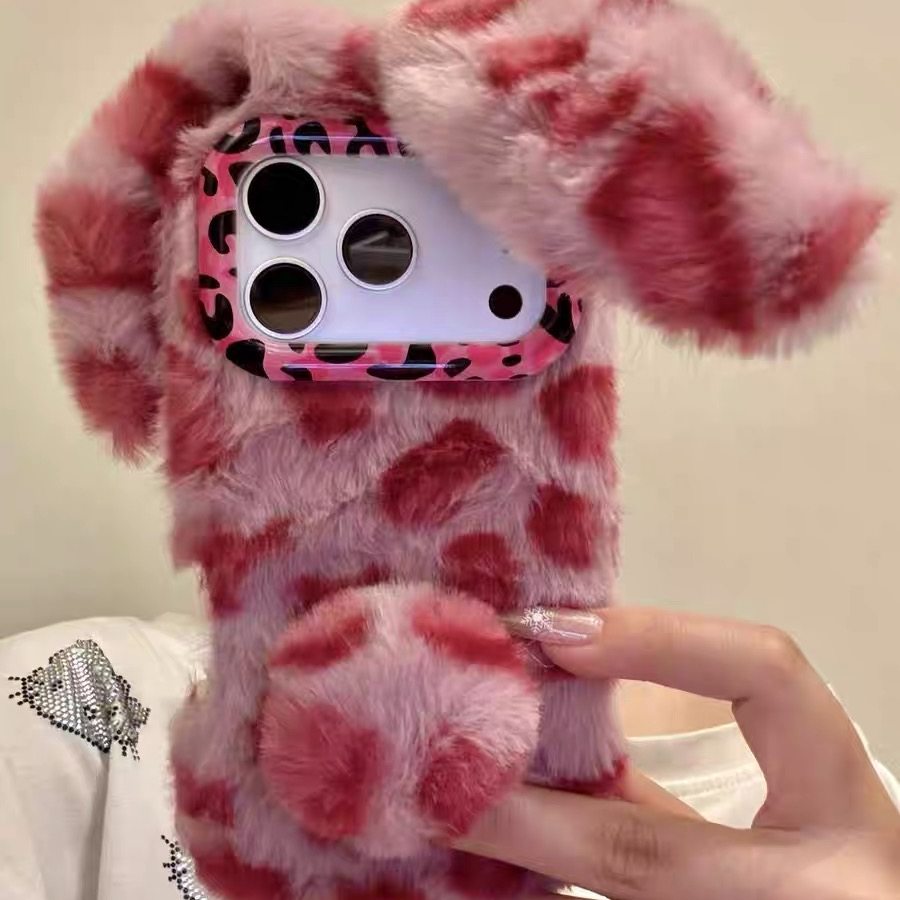 小红书同款豹纹秋冬毛绒苹果14plus女15适用iPhone17pro/16promax手机壳兔子1+15/13/12/11一加ace6/5pro/3/2