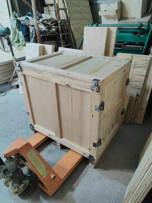 成都定制锁扣物流木箱