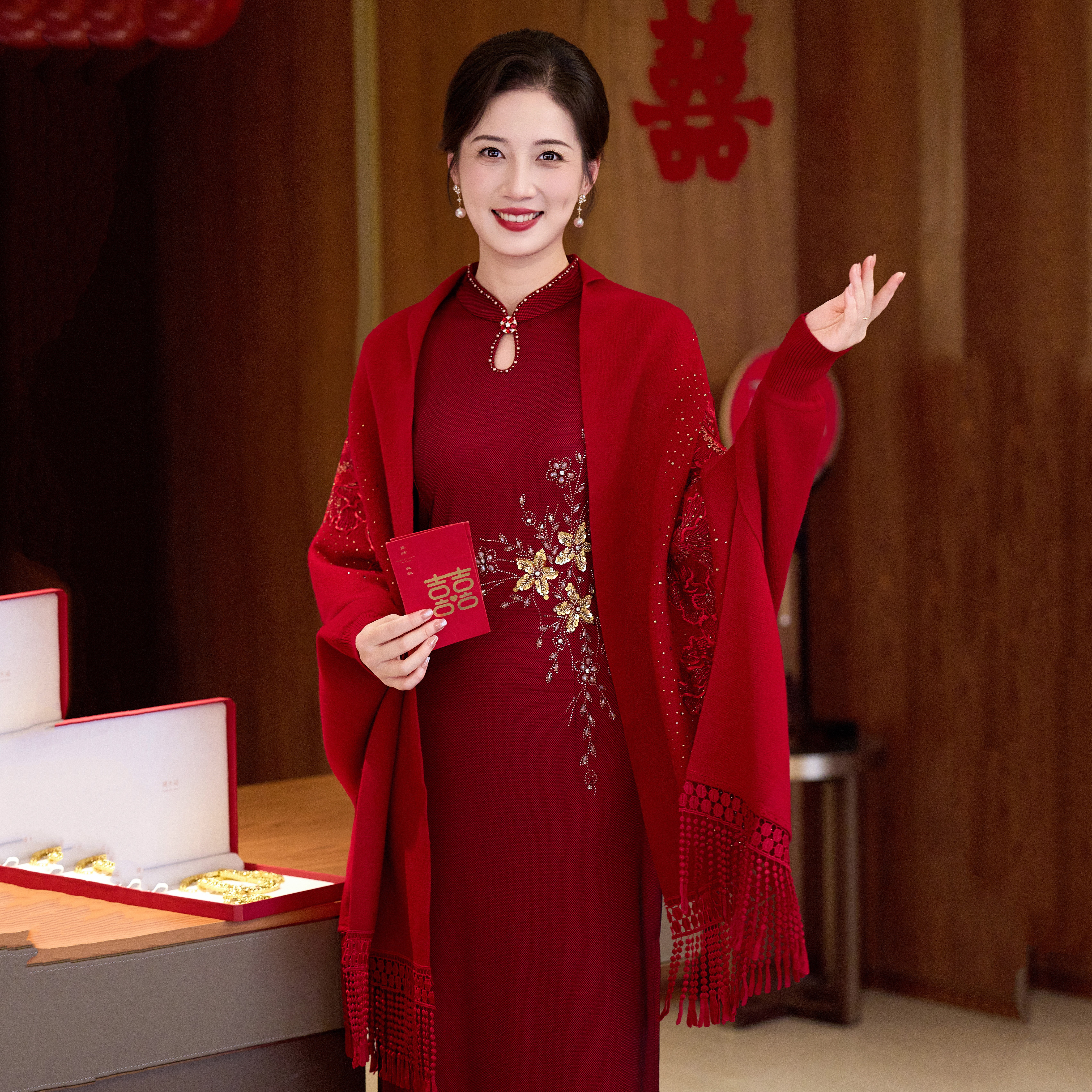 2025旗袍外搭披肩喜婆婆配旗袍