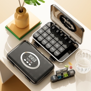 春节发货智能电子药盒服药提醒器一周7天一天4三重密封带盲用凸点