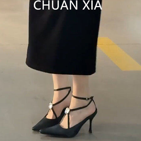 羊皮版~水钻交叉绑带高跟鞋女绸缎高级感细跟单鞋黑色御姐风凉鞋
