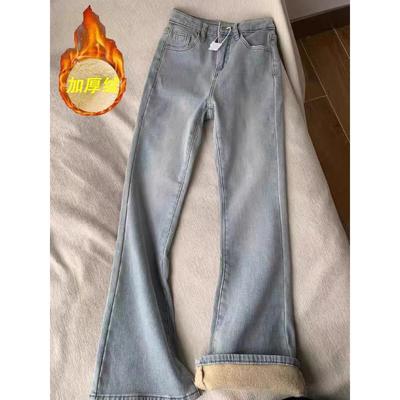 浅蓝色加绒加厚保暖微喇牛仔裤女2025年秋冬新款高腰显瘦喇叭长裤