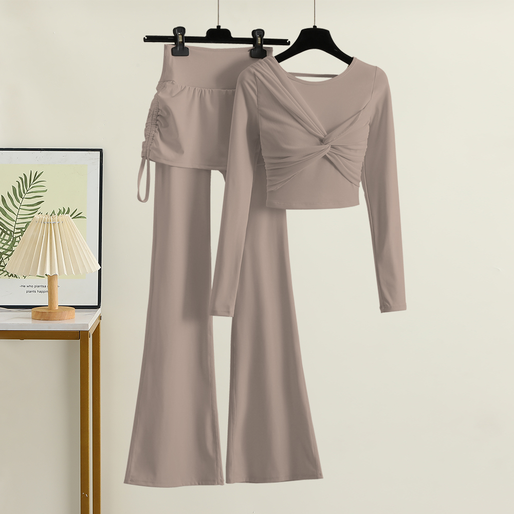 瑜伽服女套装运动上衣带胸垫紧身显瘦长袖气质时尚跑步训练健身服