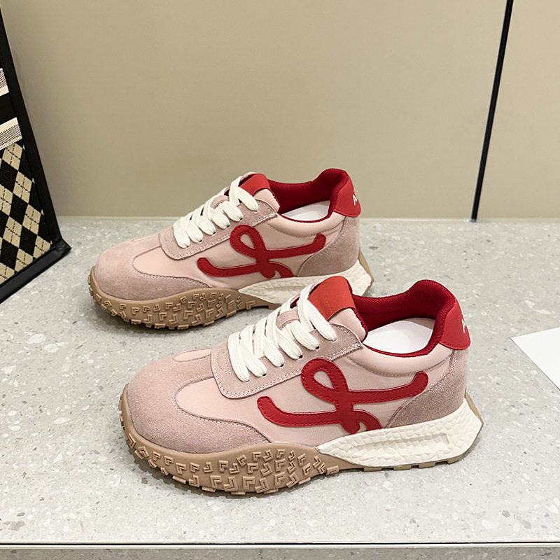 厚底德训鞋小个子内增高女鞋潮板鞋2026春季新款女士休闲运动鞋红