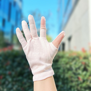 日本大创手套DAISO夜用保湿 保温可触屏滋润纯棉透气睡眠护肘脚套