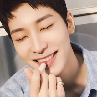 圆佑明星同款韩国Huxley赫斯莉仙人掌润唇膏淡化唇纹滋润保湿口红