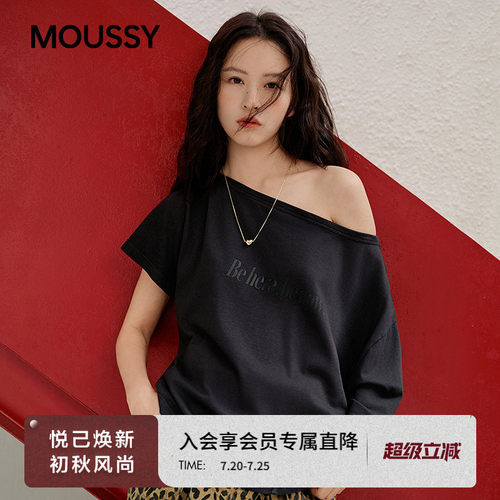 MOUSSY2026夏季新品甜酷辣妹风字母印花宽松斜肩T恤010JS290-2551