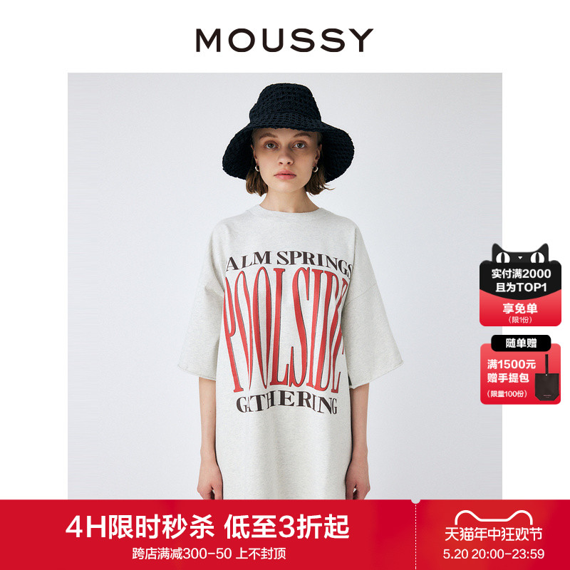 moussyOVERSIZE字母印花开叉T恤