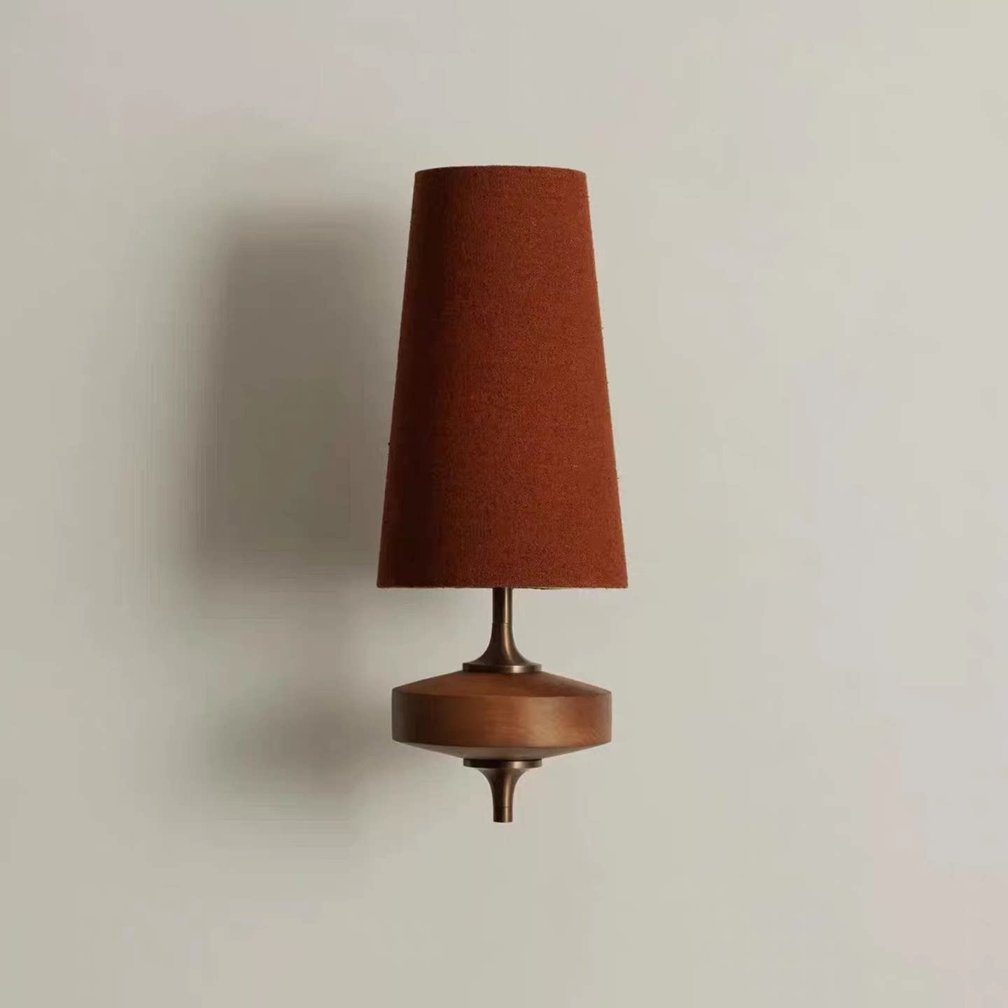 新款法式中古网红设计师高级佗寂ins酒店民宿主卧室布艺床头壁灯