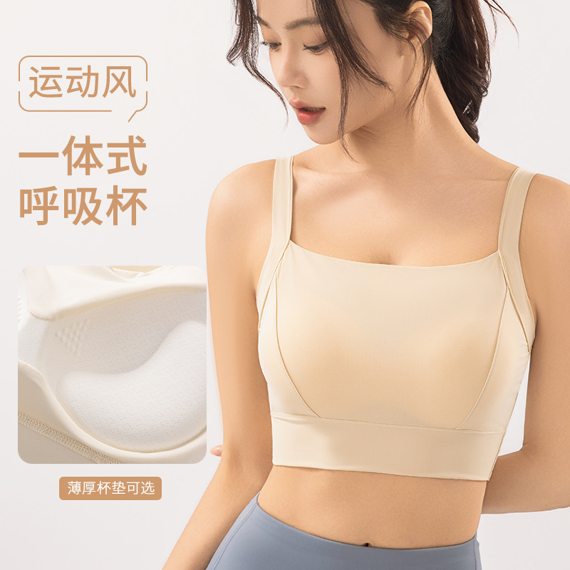 2025年新款女士分体泳衣小胸比基尼加厚带固定胸垫吊带聚拢游泳衣