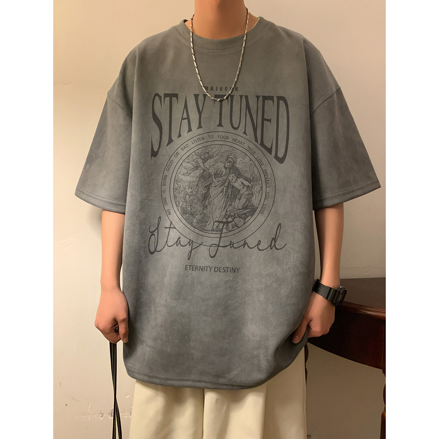 麂皮绒烧花休闲短袖T恤深灰色T380/特批25控38，男装T恤，电商C413