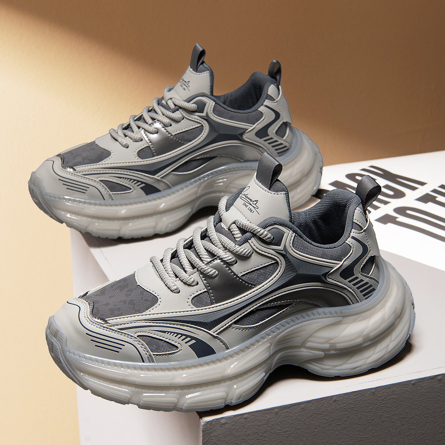 官方旗舰店正品男鞋品牌新款