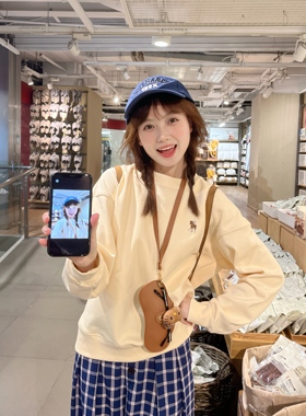 JAMUUS复古精致小马标刺绣圆领套头卫衣新款休闲基础款情侣上衣