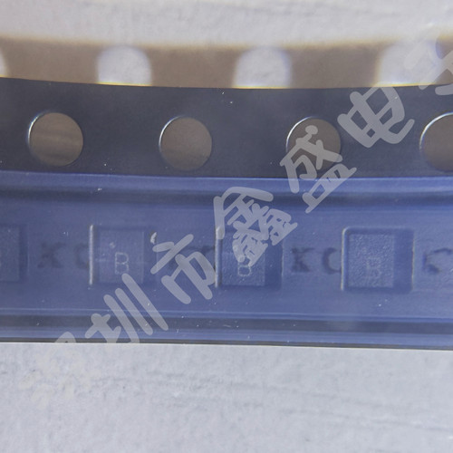 全新 ADG772BCPZ-REEL7 丝印B 模拟开关/多路复用器 LFCSP-10