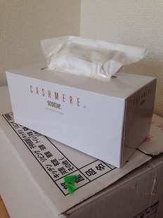 一盒日本scottie 双层220抽纸巾柔软日本发货11天达 cashmere保湿